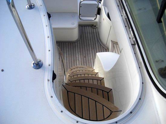 Azimut Az 39