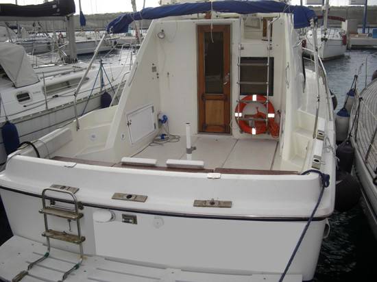 Hatteras 32