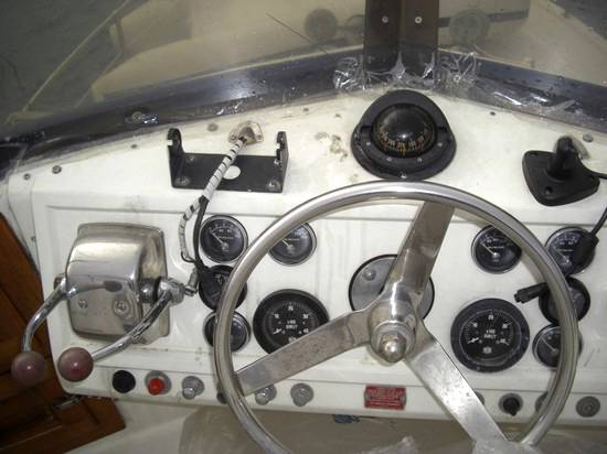 Hatteras 32