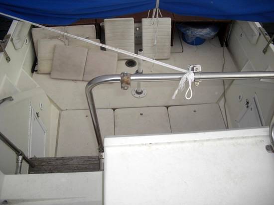 Hatteras 32