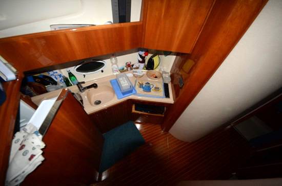 Azimut Az 39