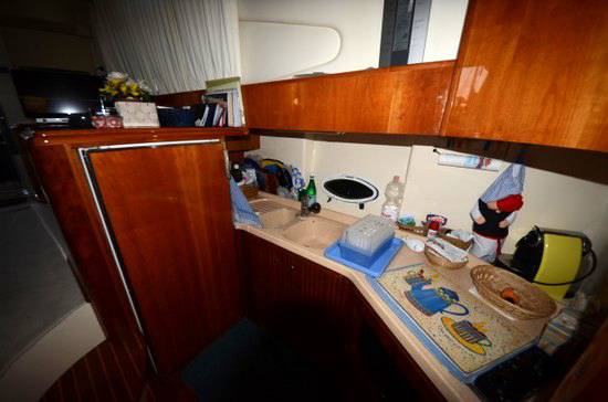 Azimut Az 39