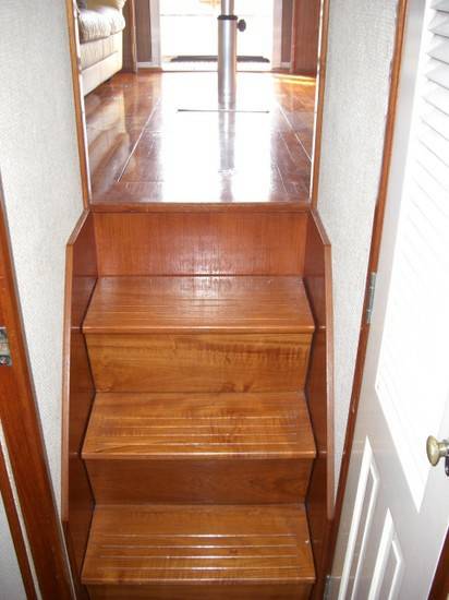 Bertram 38