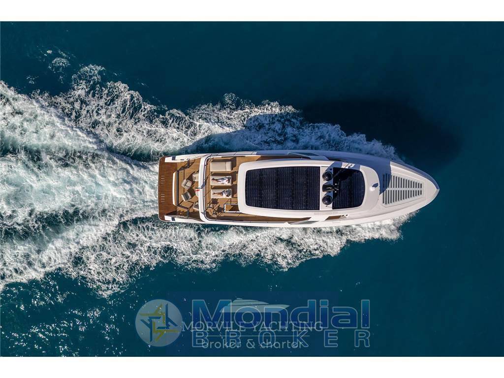 Ferretti Infiynito 90