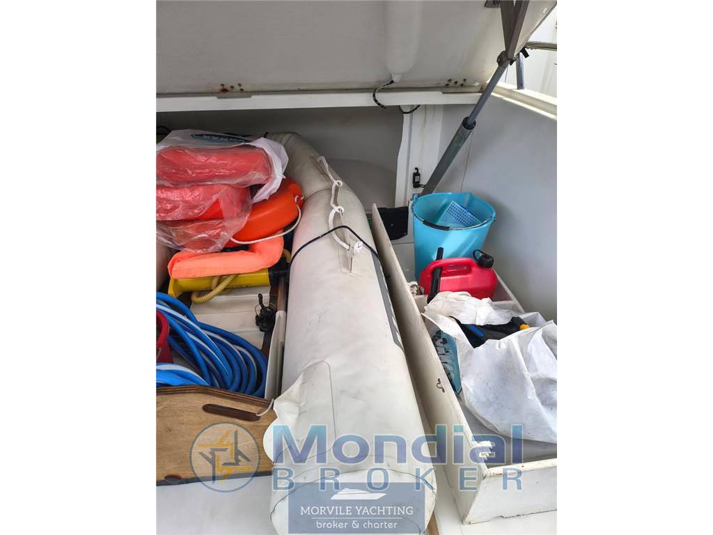 Blu martin 13.50 sun top