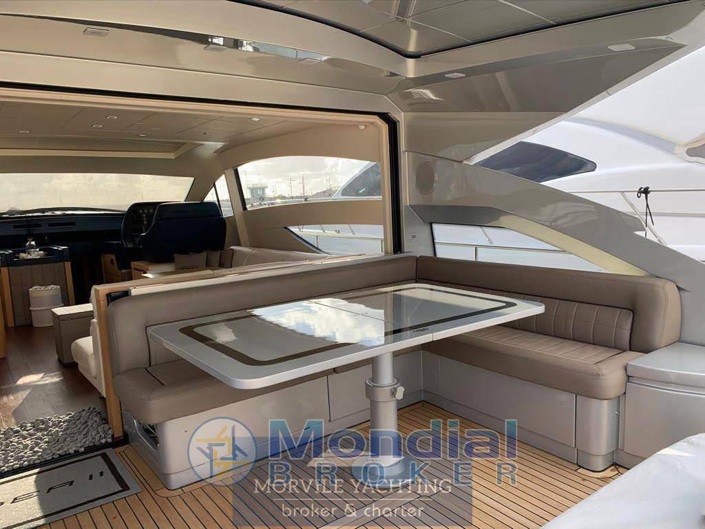 Pershing 64