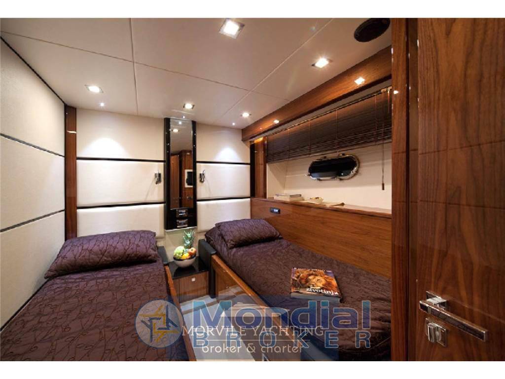 Sunseeker yacht 80