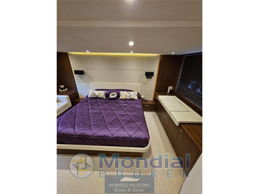 Princess yachts V 62