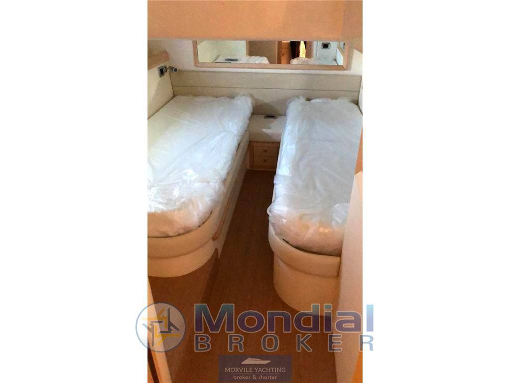 Airon marine 4300 t-top