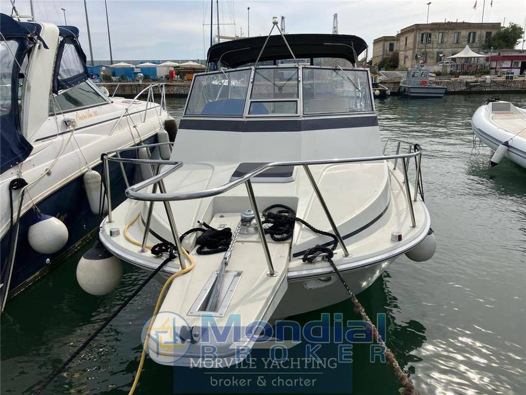 Boston whaler 27 full