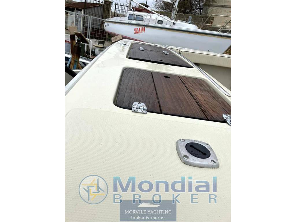 Boston whaler 27 full