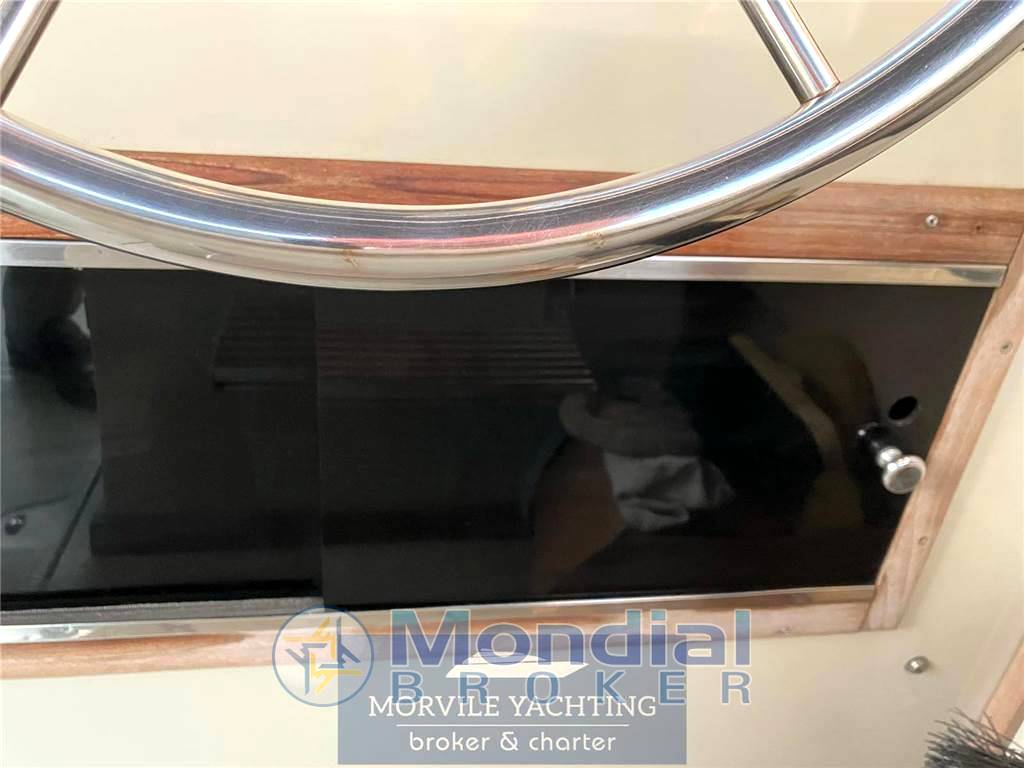 Boston whaler 27 full