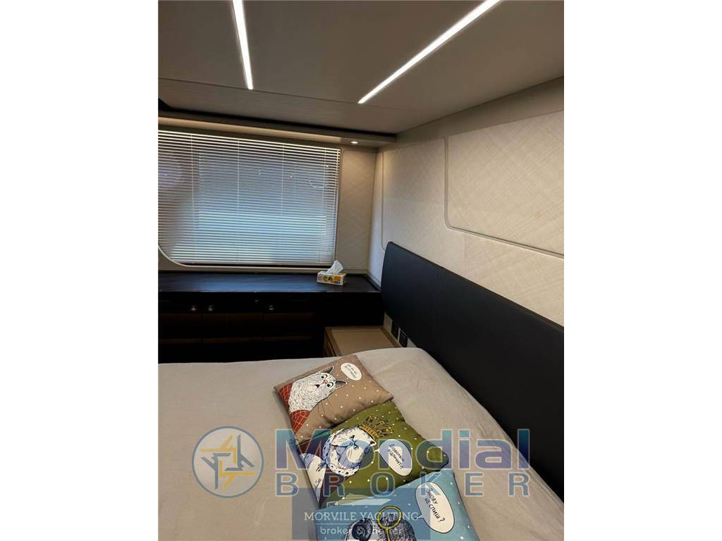 Absolute Navetta 62