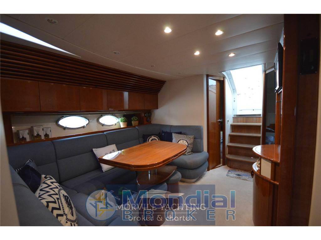 Pershing 52