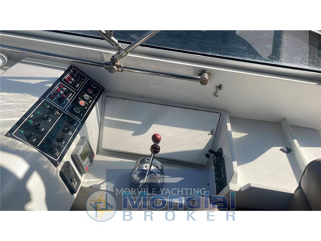 Pershing 45 open
