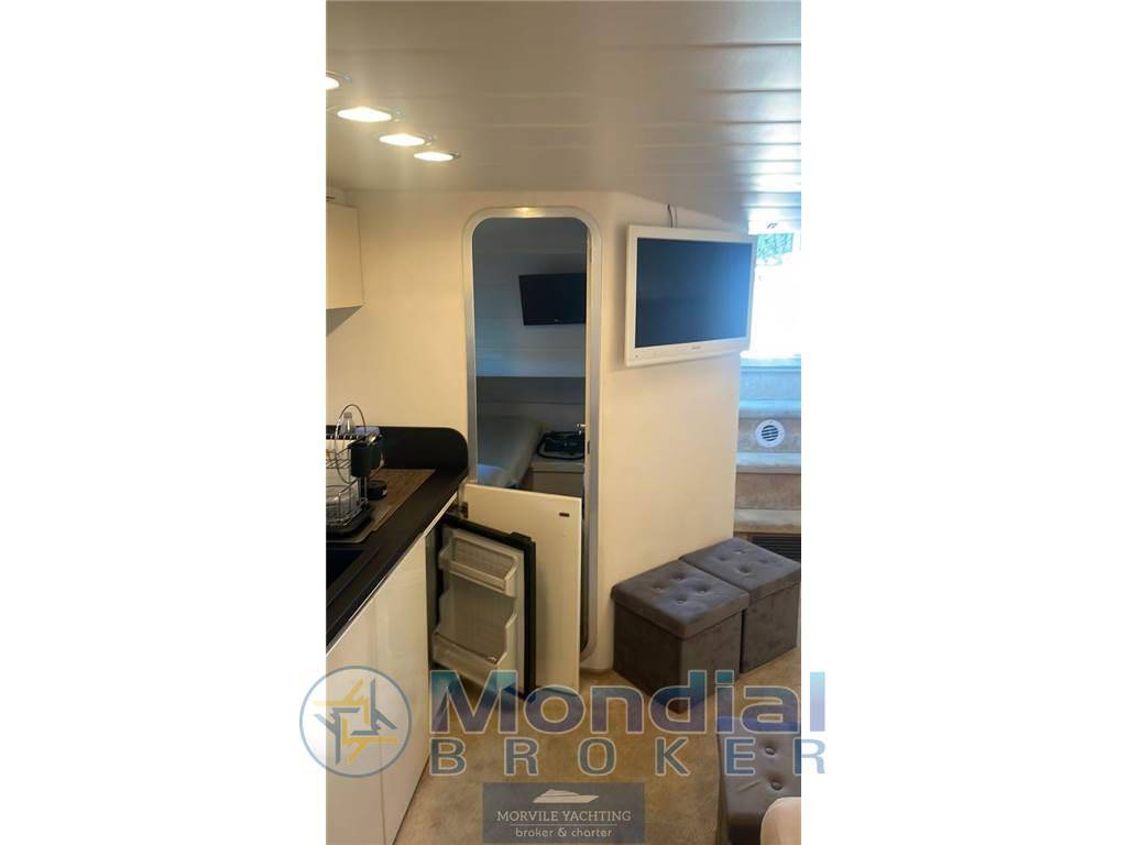 Pershing 45 open