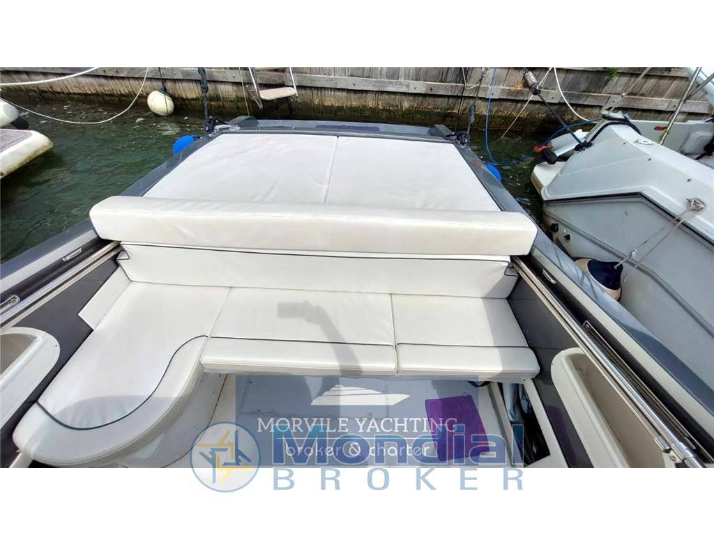 Wellcraft Scarab 34