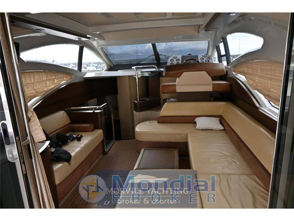 Azimut Az 43s
