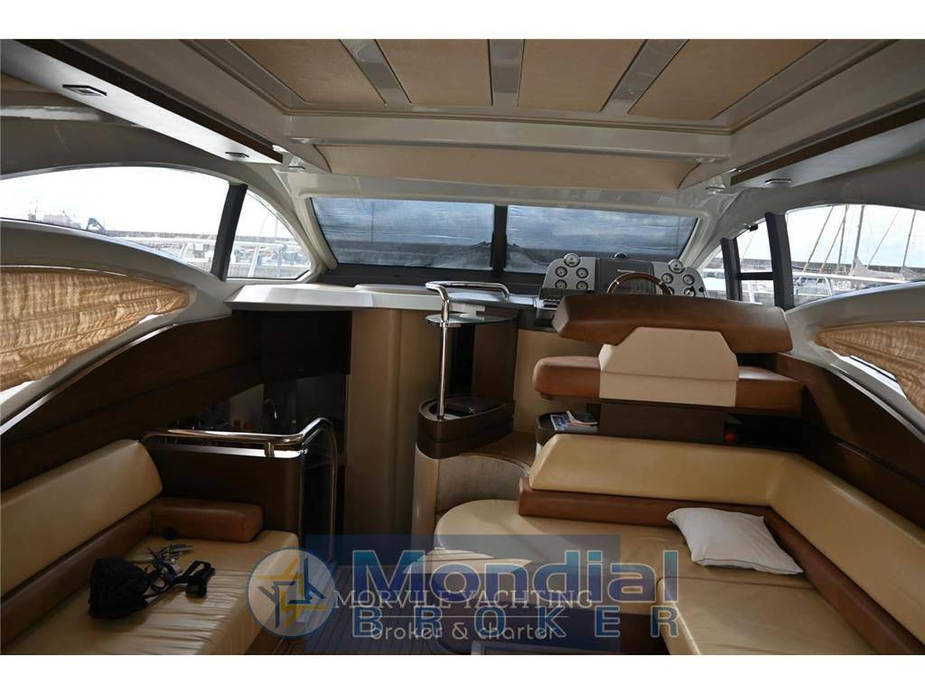 Azimut Az 43s
