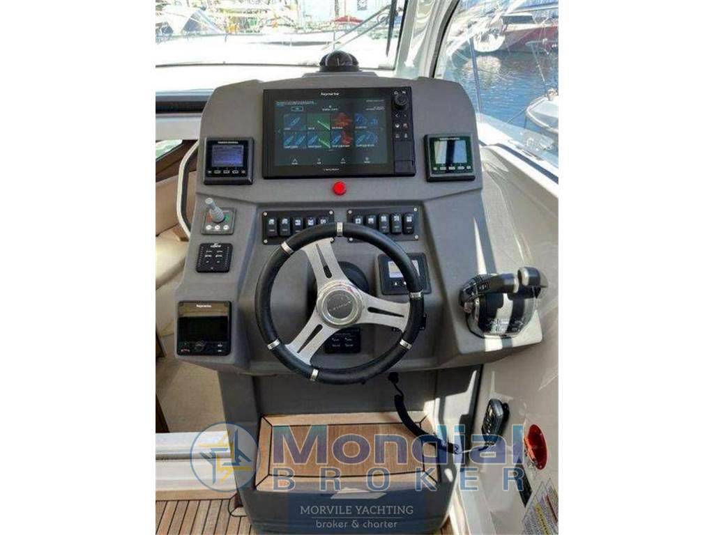 Azimut Atlantis 34