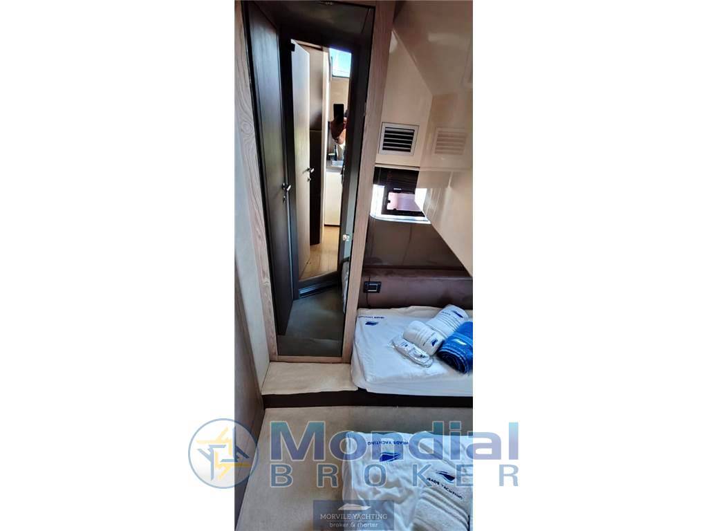 Sessa marine F42 flybridge