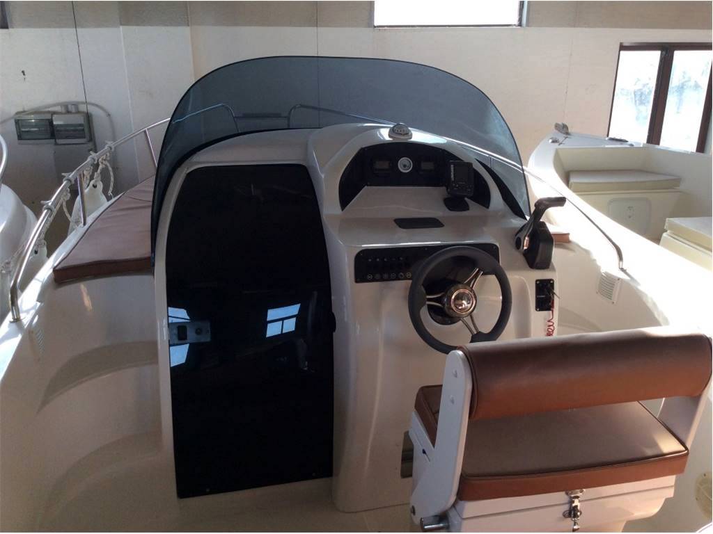 As marine 590 walkaround nuova