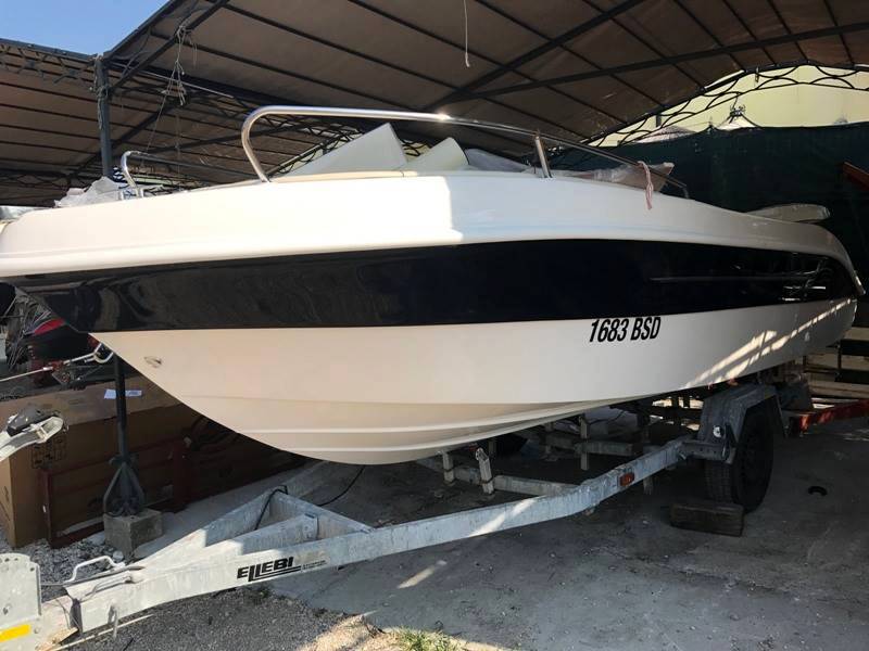 Noleggio rent as marine 570 open senza patente sul lago di garda