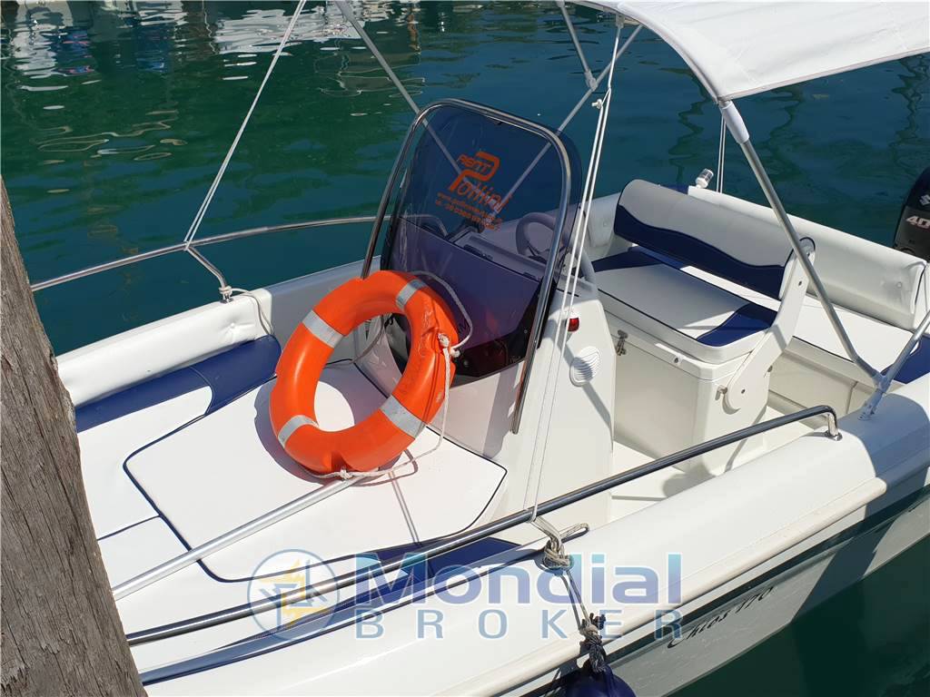 Noleggio rent charter Chios 170 - senza patente