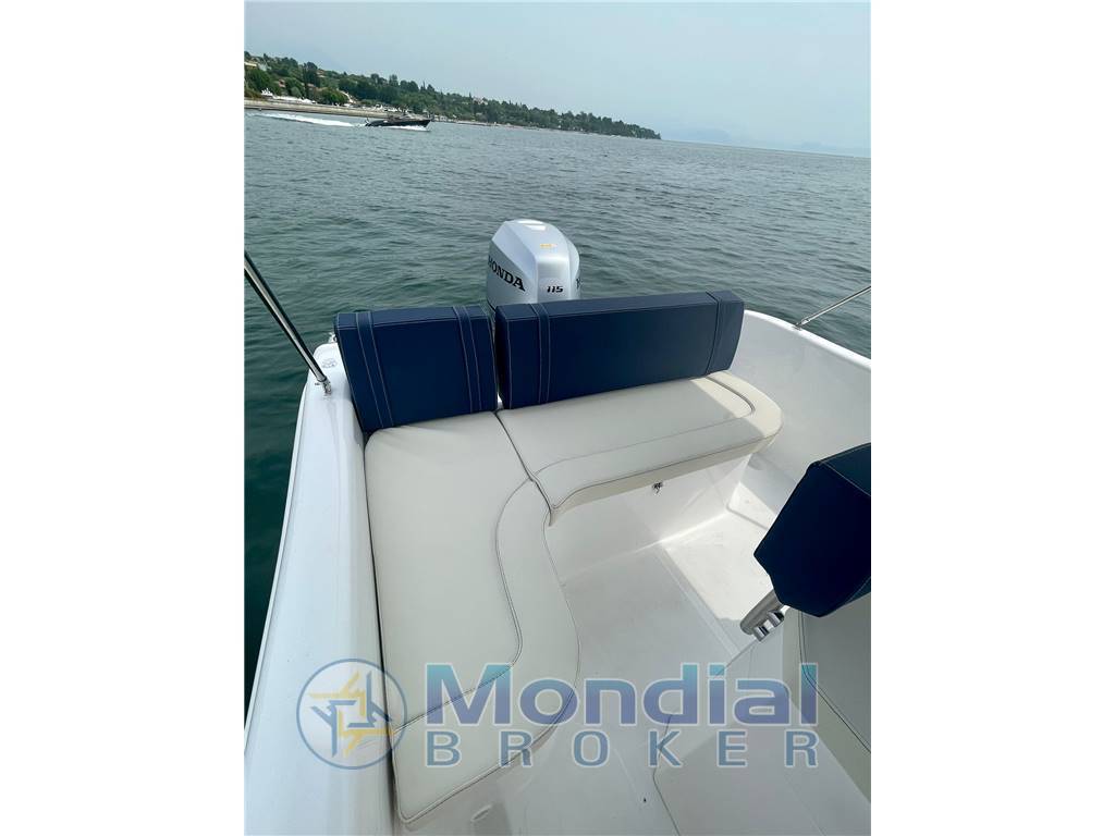 Noleggio rent charter Allegra 21 - con patente