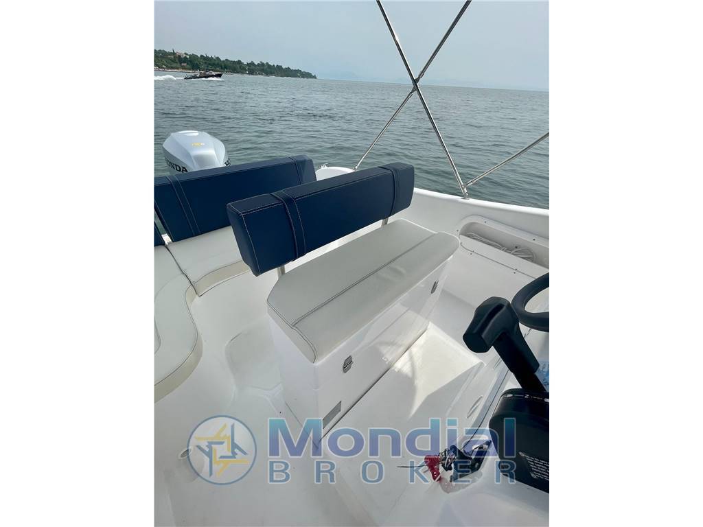 Noleggio rent charter Allegra 21 - con patente