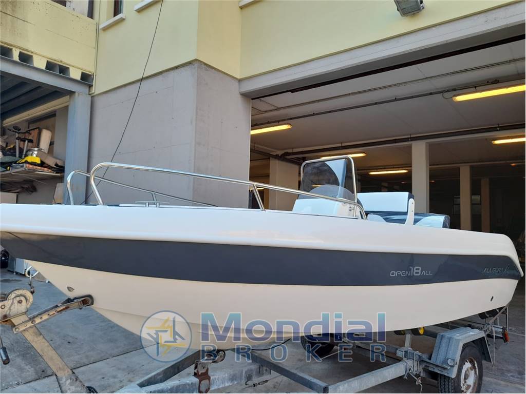 Allegra 18 open