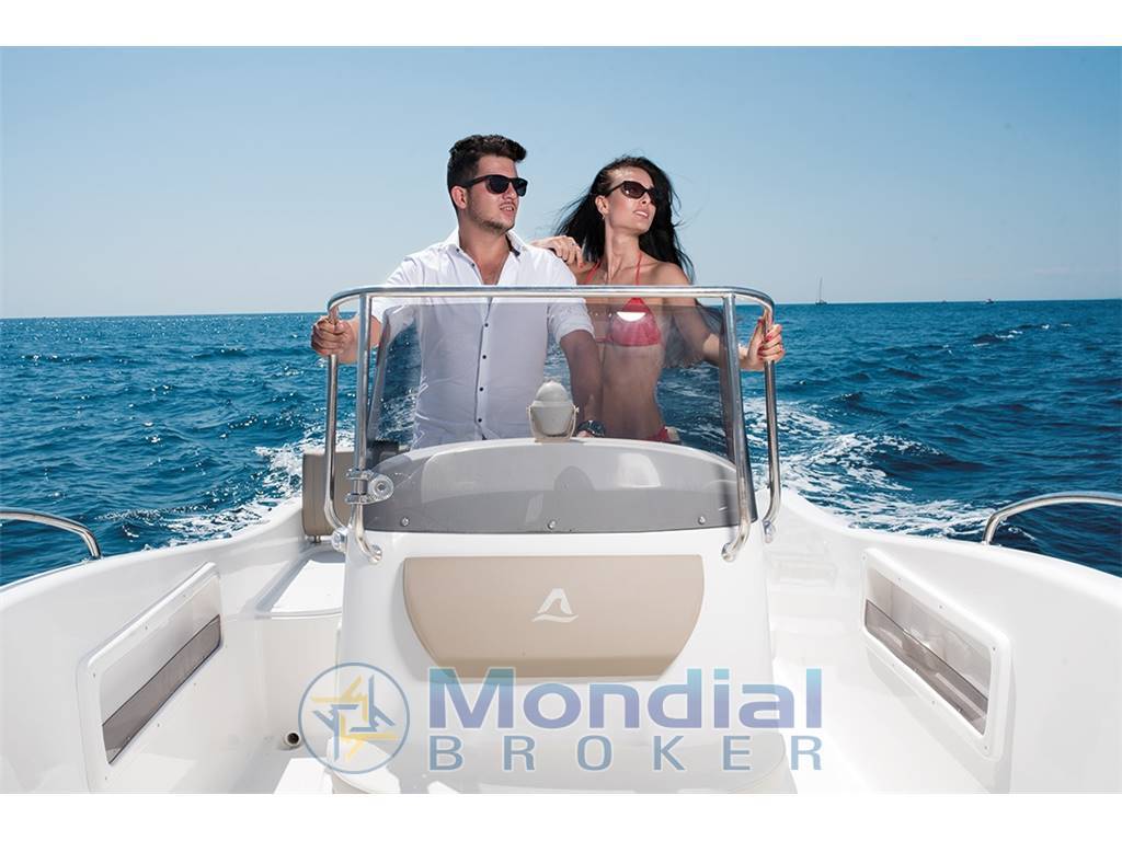 Allegra 21 open
