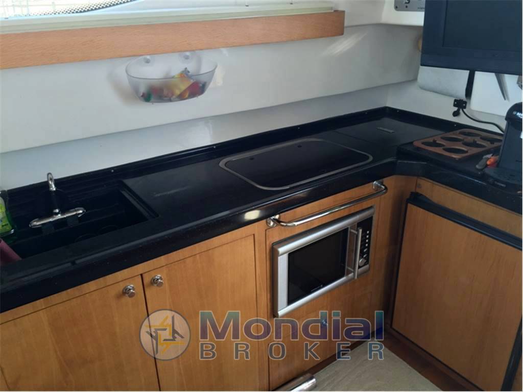Aqualum 35 flybridge