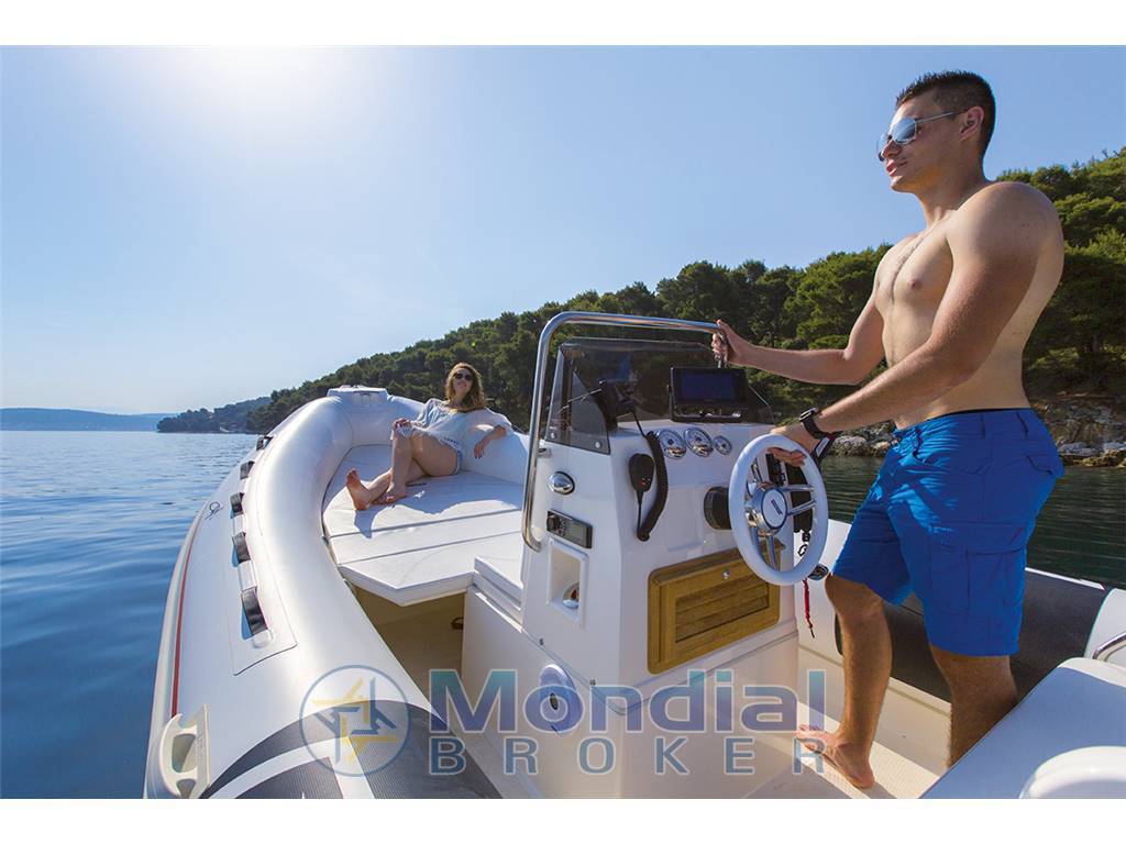 Joker boat Oker