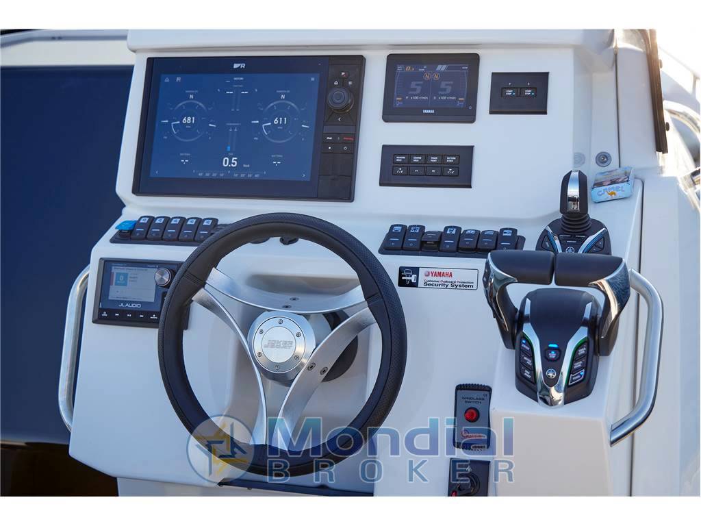 Joker boat Clubman 32