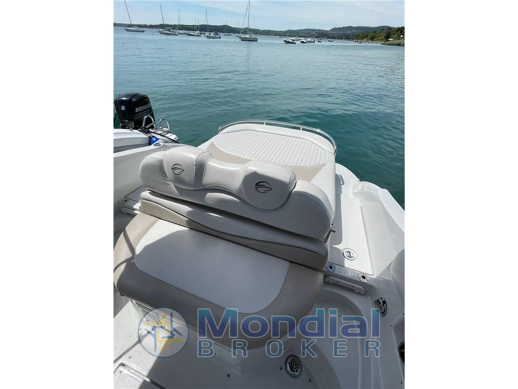Crownline 265ss bowrider