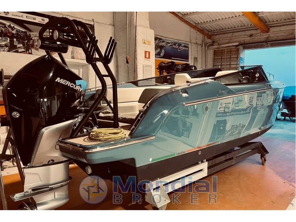 Cranchi E26 rider (2021)