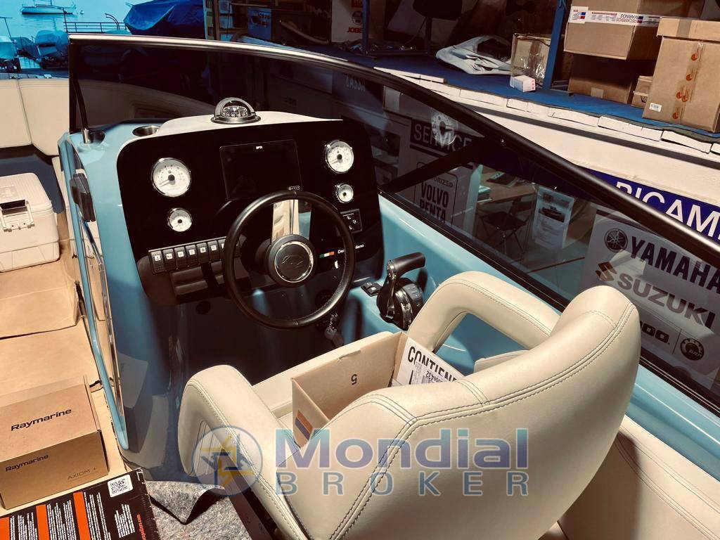 Cranchi E26 rider (2021)