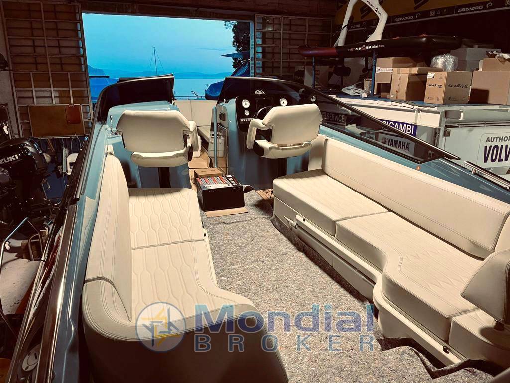 Cranchi E26 rider (2021)