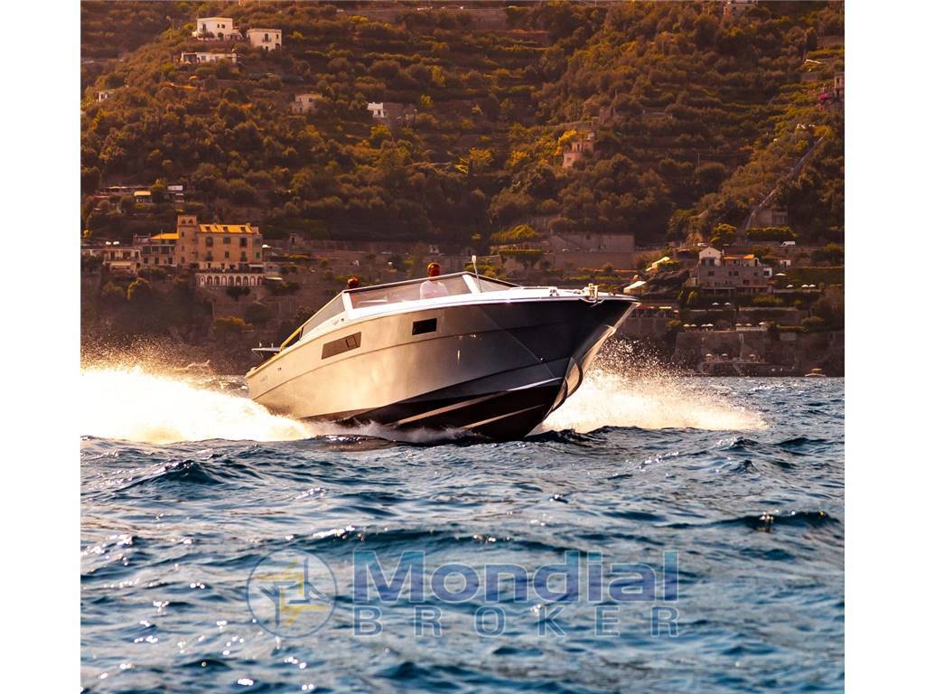 Tornado yachts 38 natante linea d'asse