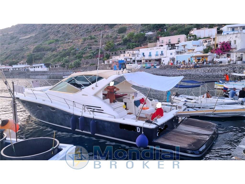 Uniesse 48 open