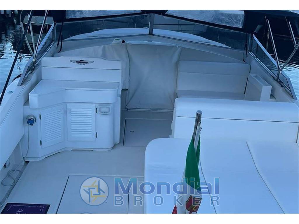Tornado 38 flush deck
