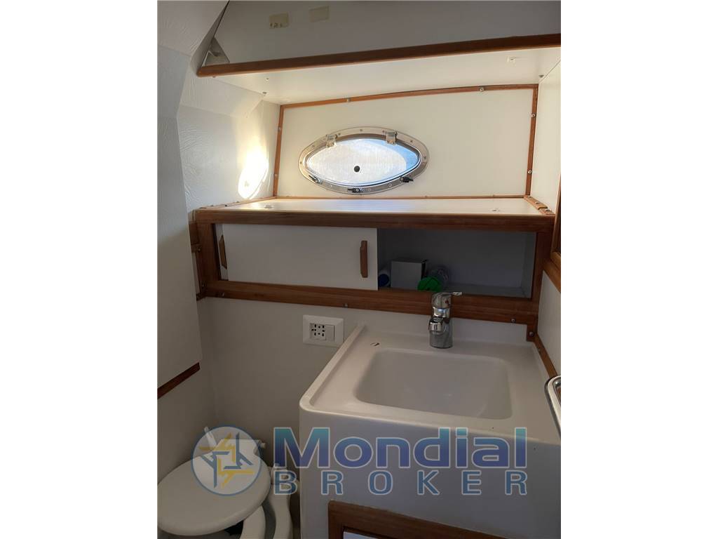 Tornado 38 flush deck