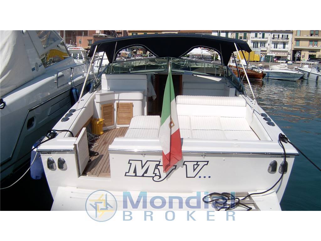 Tornado 38 flush deck