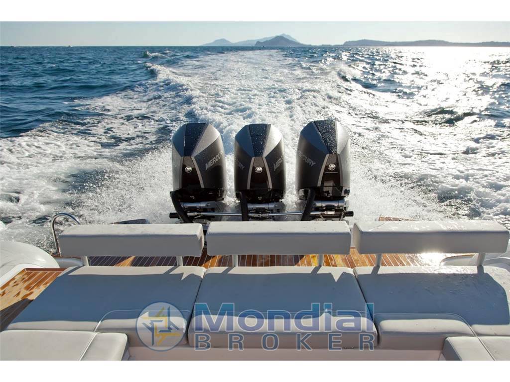 Coastal boat 12 rada
