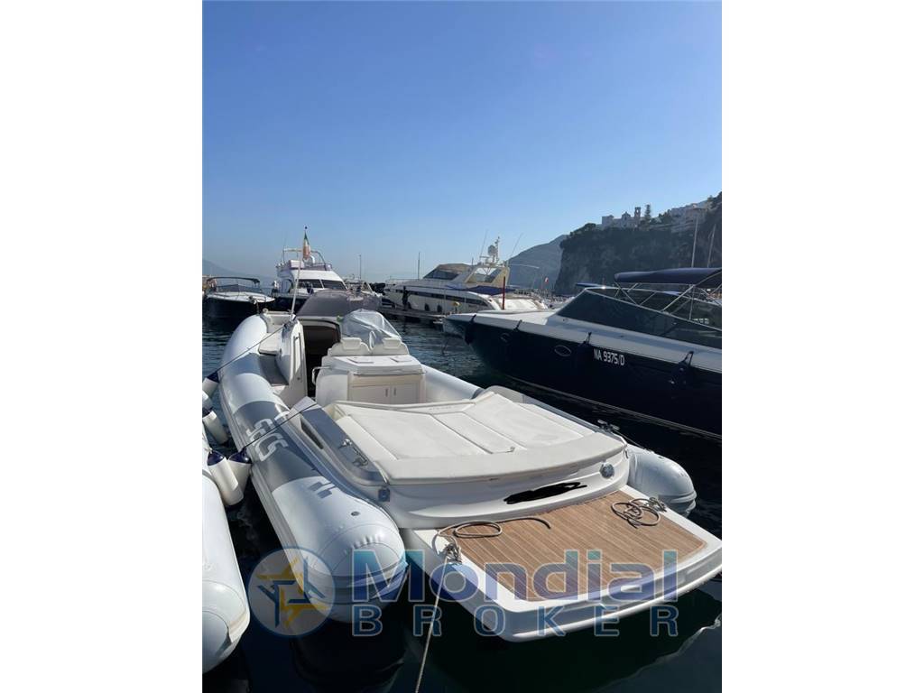 Sacs marine Straider 11