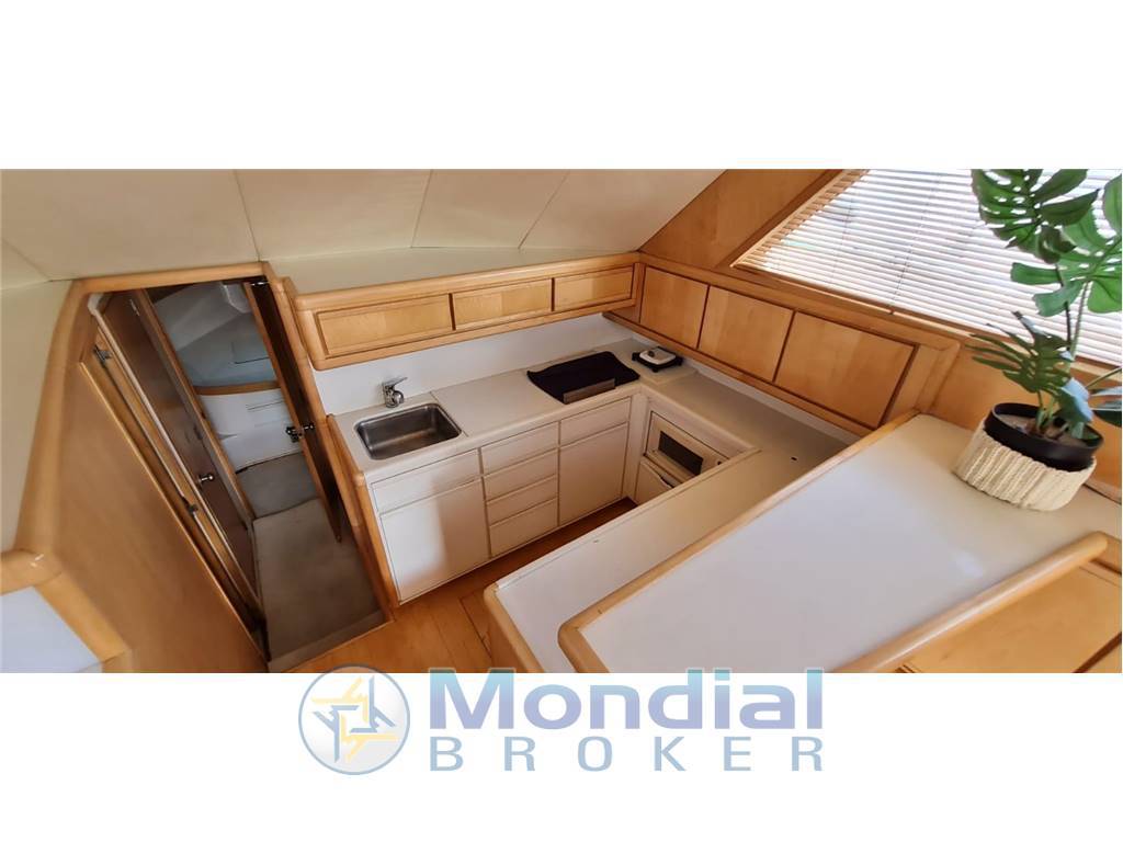 Bertram yacht 43 convertibile