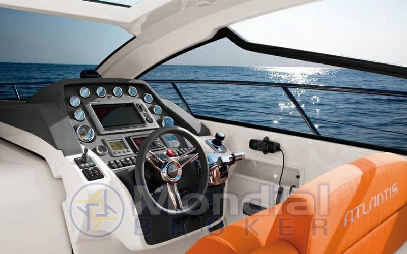 Atlantis 44