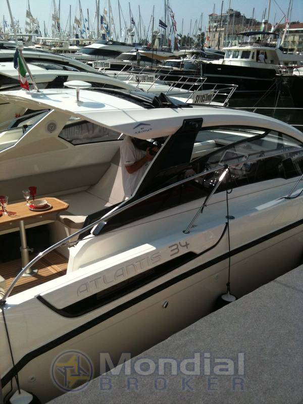 Atlantis yachts 34
