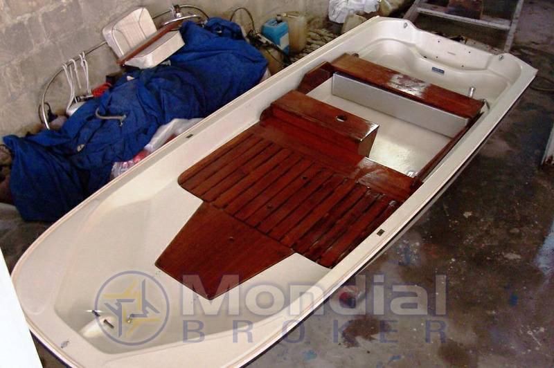 Boston whaler 15' sport
